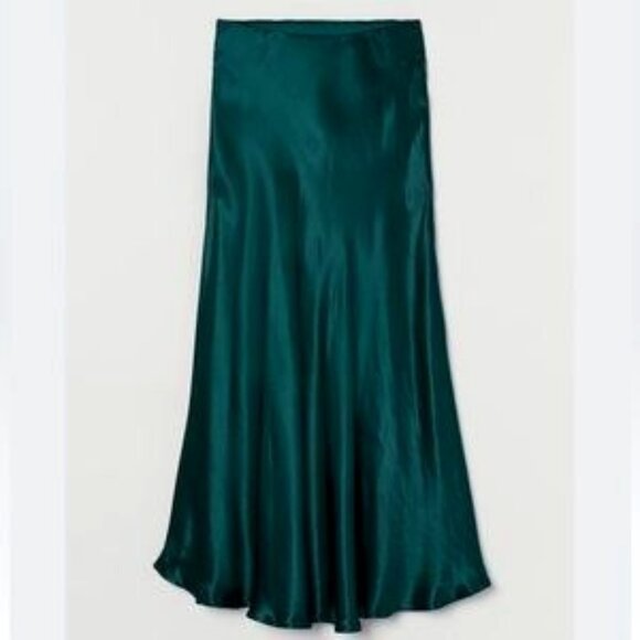 Divided Dresses & Skirts - NWT - DIVIDED - Green Satin Midi Slip Skirt - Size 4